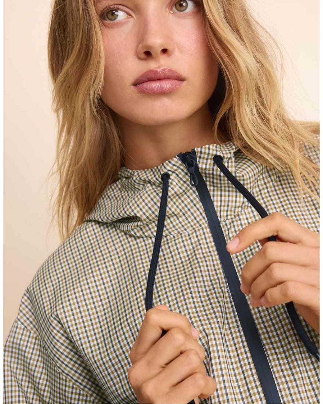 Stradivarius Natural Check Technical Jacket