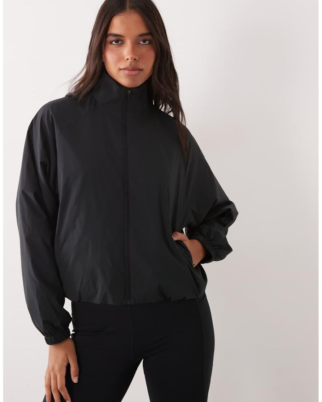 4505 Black Bubble Hem Water Repellent Running Jacket With Funnel Neck