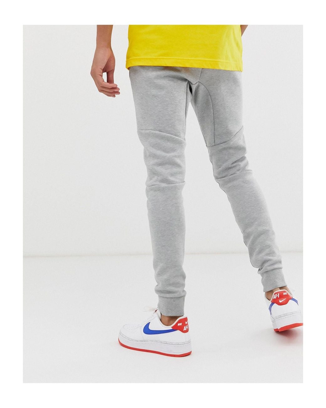 nike tech fleece cuffed joggers