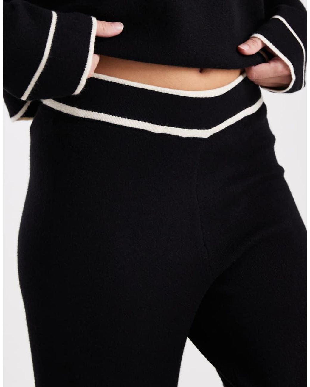 Vero Moda Blue Knitted Trouser Co-ord With Cream Contrast Piping