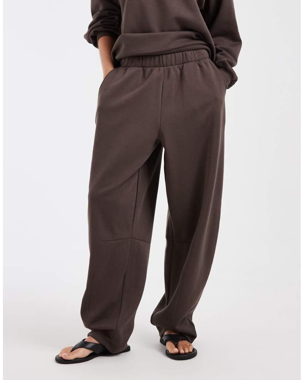 Vero Moda Brown Oversized Balloon Leg Joggers Co-Ord