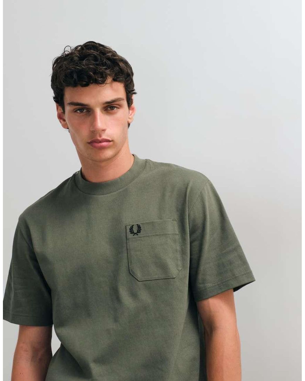 Fred Perry Green Relaxed T-Shirt for men