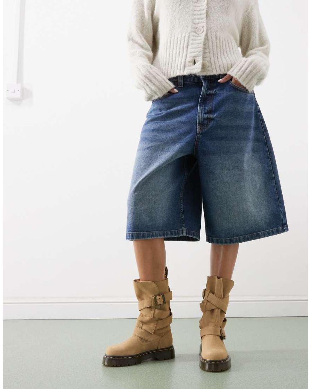 Dr. Martens Dr. Martens in het Brown