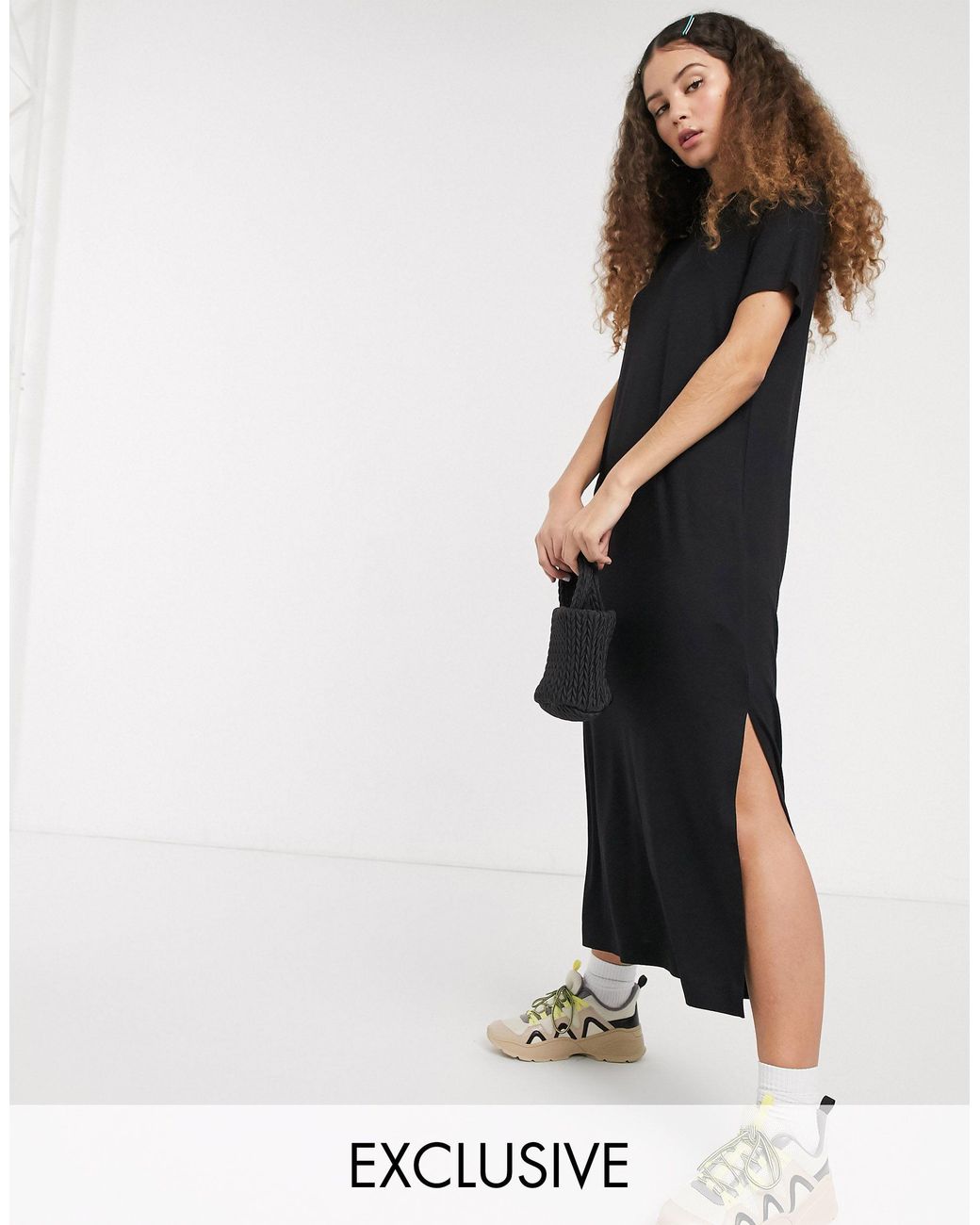 Monki – isabella – es midi-t-shirt-kleid aus jersey mit seitenschlitz in  Schwarz | Lyst AT