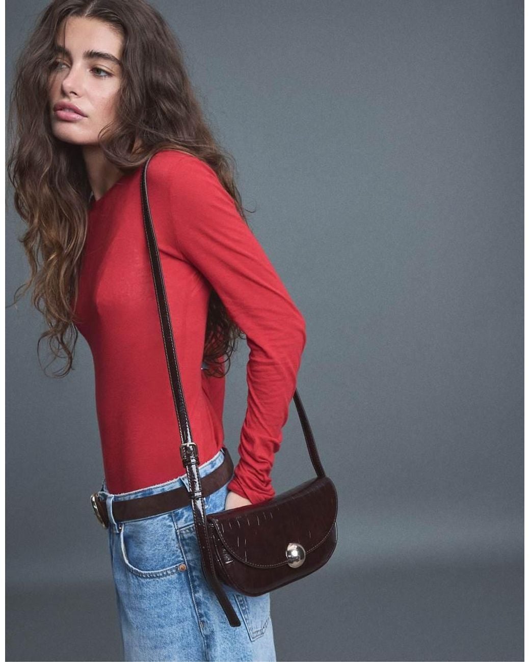 Stradivarius White Crossbody Bag With Hemispherical Clasp
