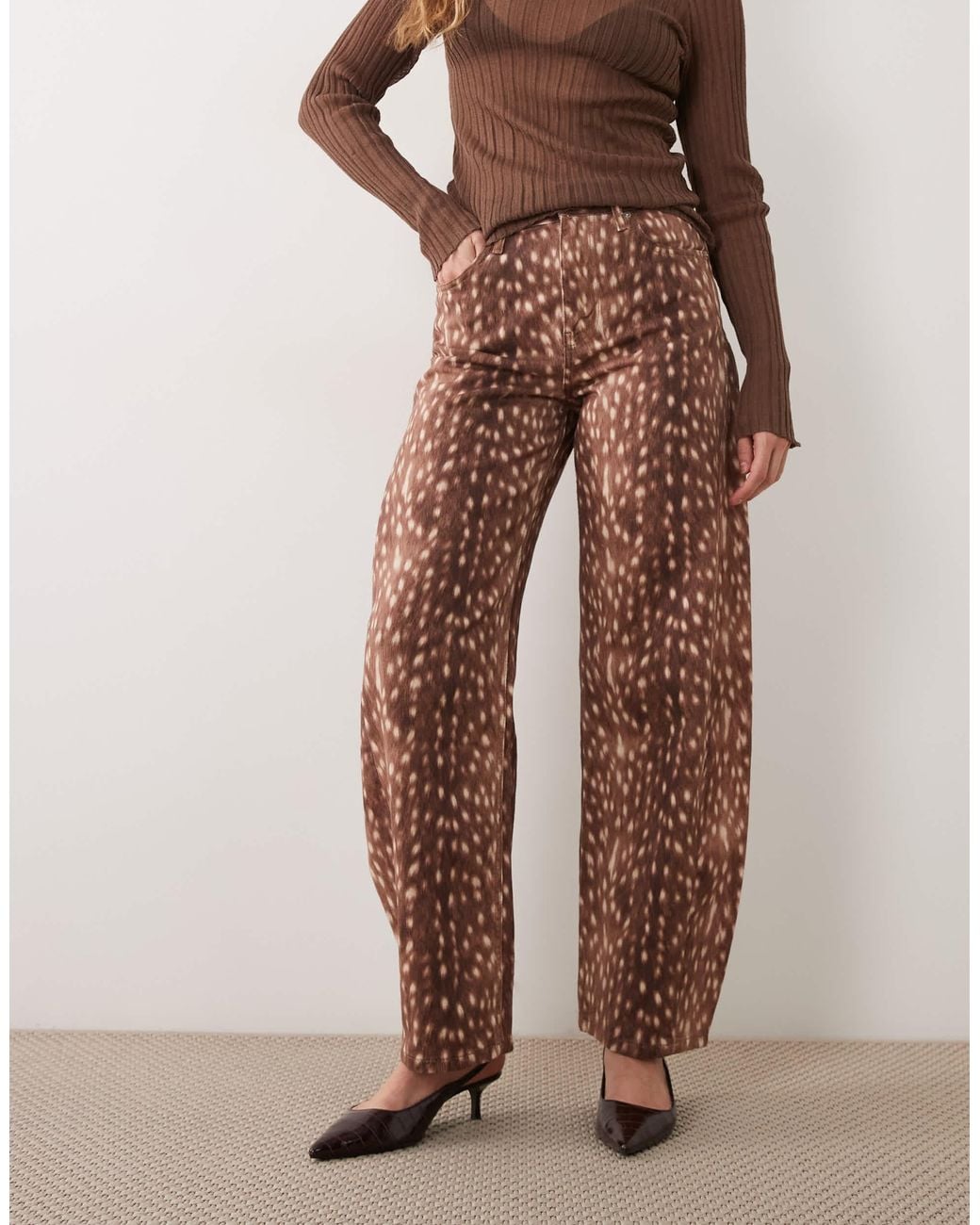 Mango Brown Barrel Jean