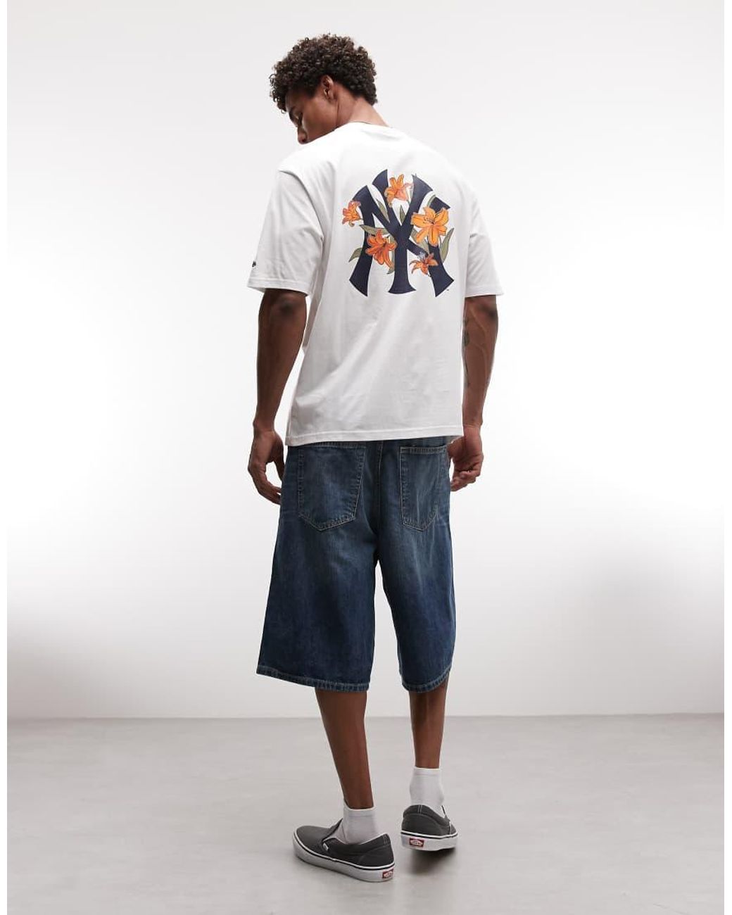 KTZ White Ny Yankees Floral Logo With Back Graphic T-Shirt for men