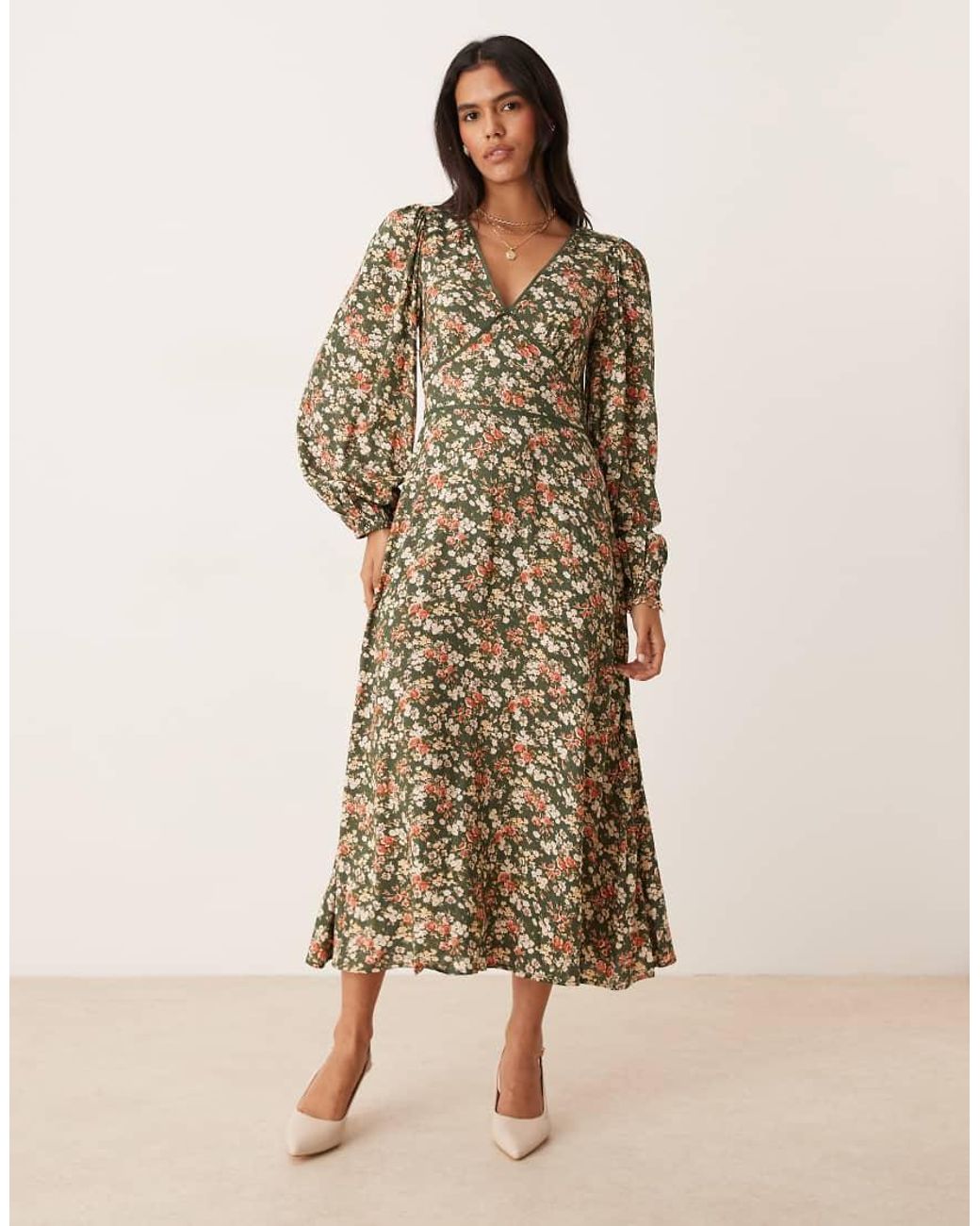 Nobody's Child Natural Remy V-Neck Balloon Sleeve Midi Dress