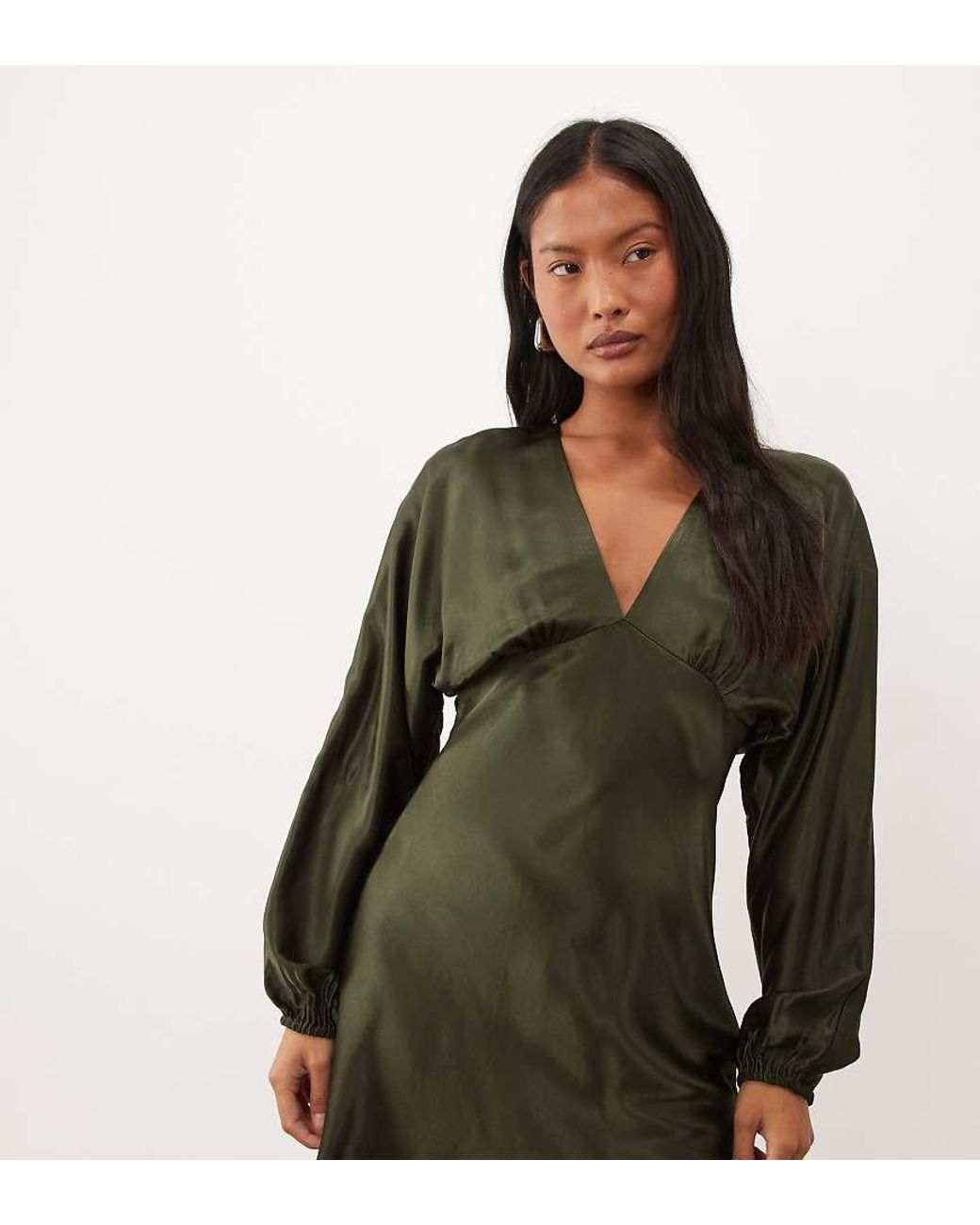 Nobody's Child Petite Green Allura Plunge Neck Blouson Sleeve Mini Dress