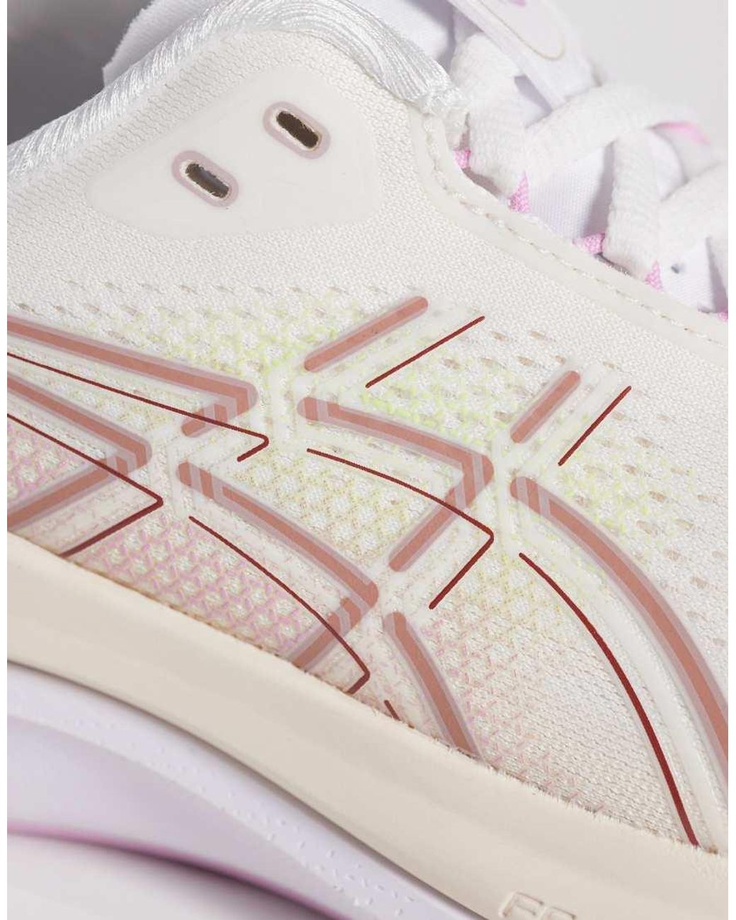 Asics White Gel-Kayano 33 Running Trainers