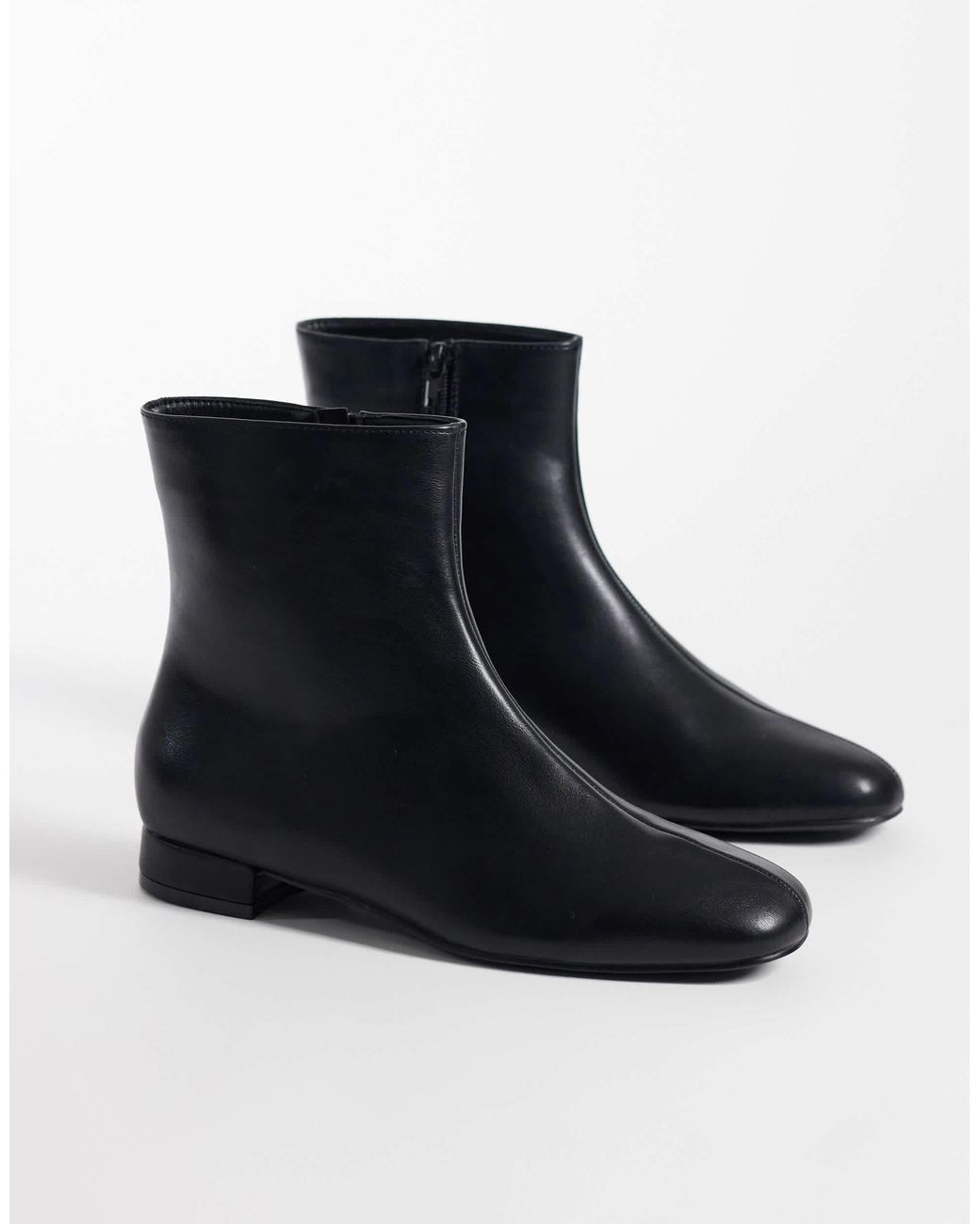 SEQWL Black Elma ankle-boots