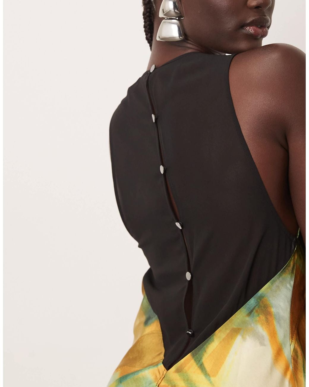 ARRANGE Multicolor – maxikleid im schrägschnitt mit transparenten einsätzen und marmor-print