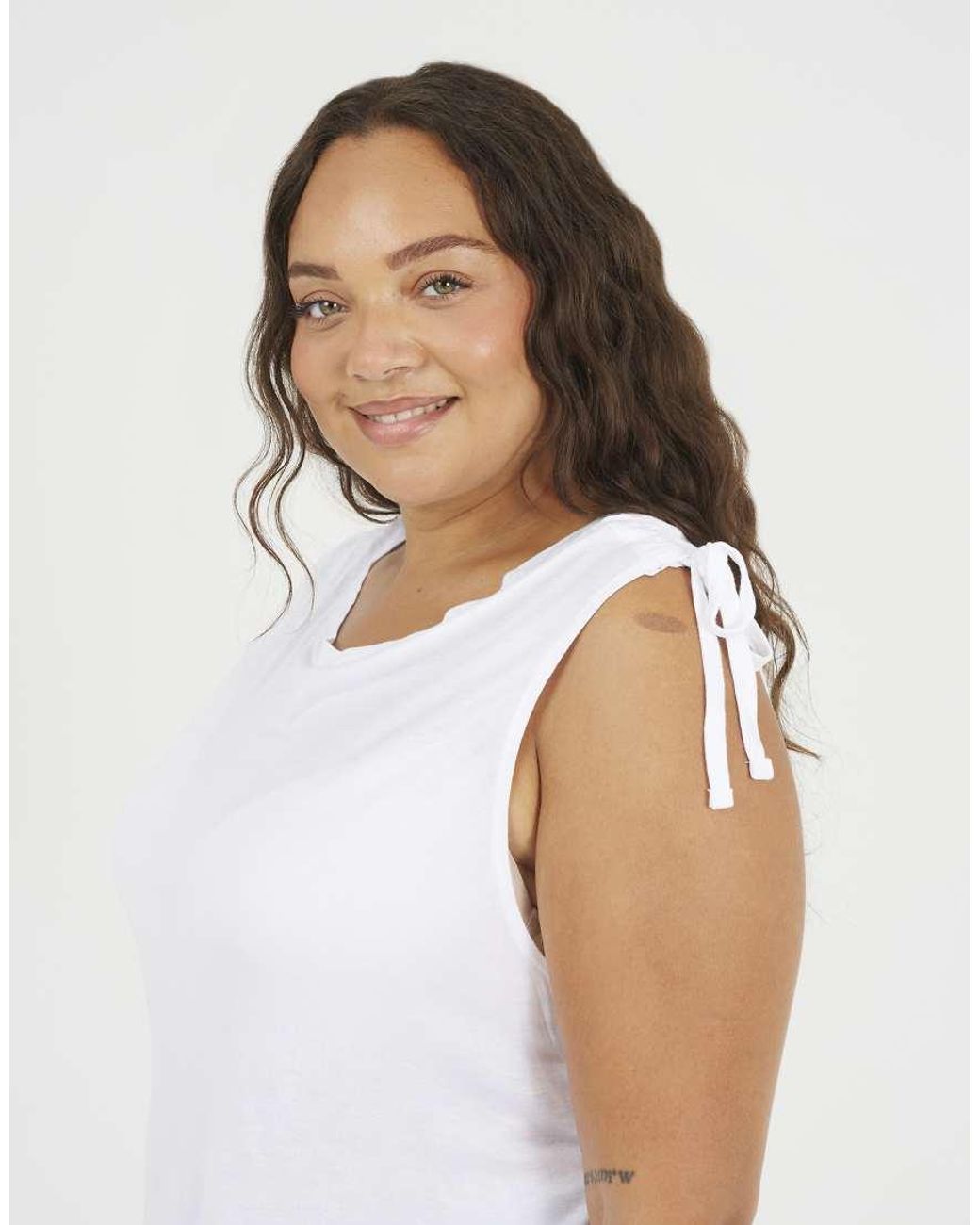 Brave Soul White Curve Drawstring Shoulder Longline Vest