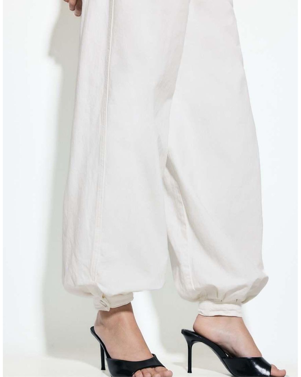 Stradivarius White Balloon Jeans