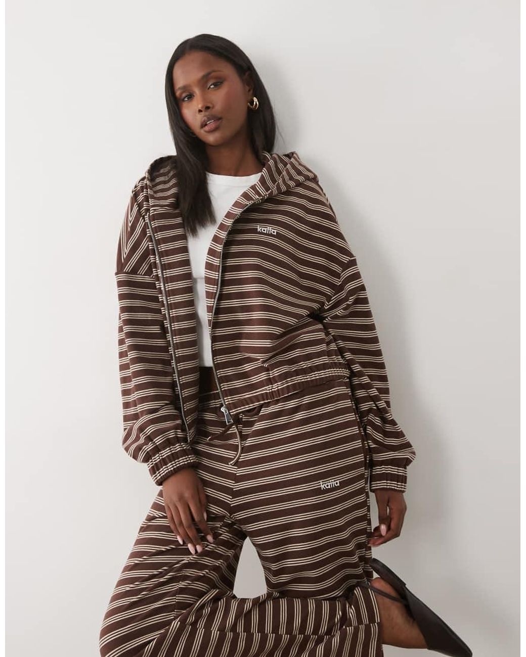 Kaiia Brown Jersey Fleece Oversized Zip-through Fleece Hoodie