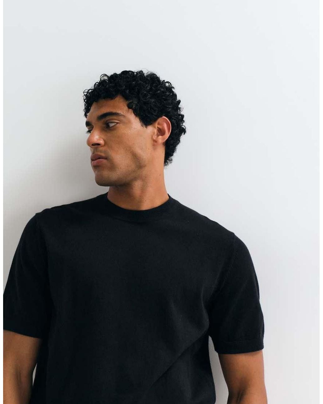 ASOS Black Essential Relaxed Fine-Knit Crew-Neck for men