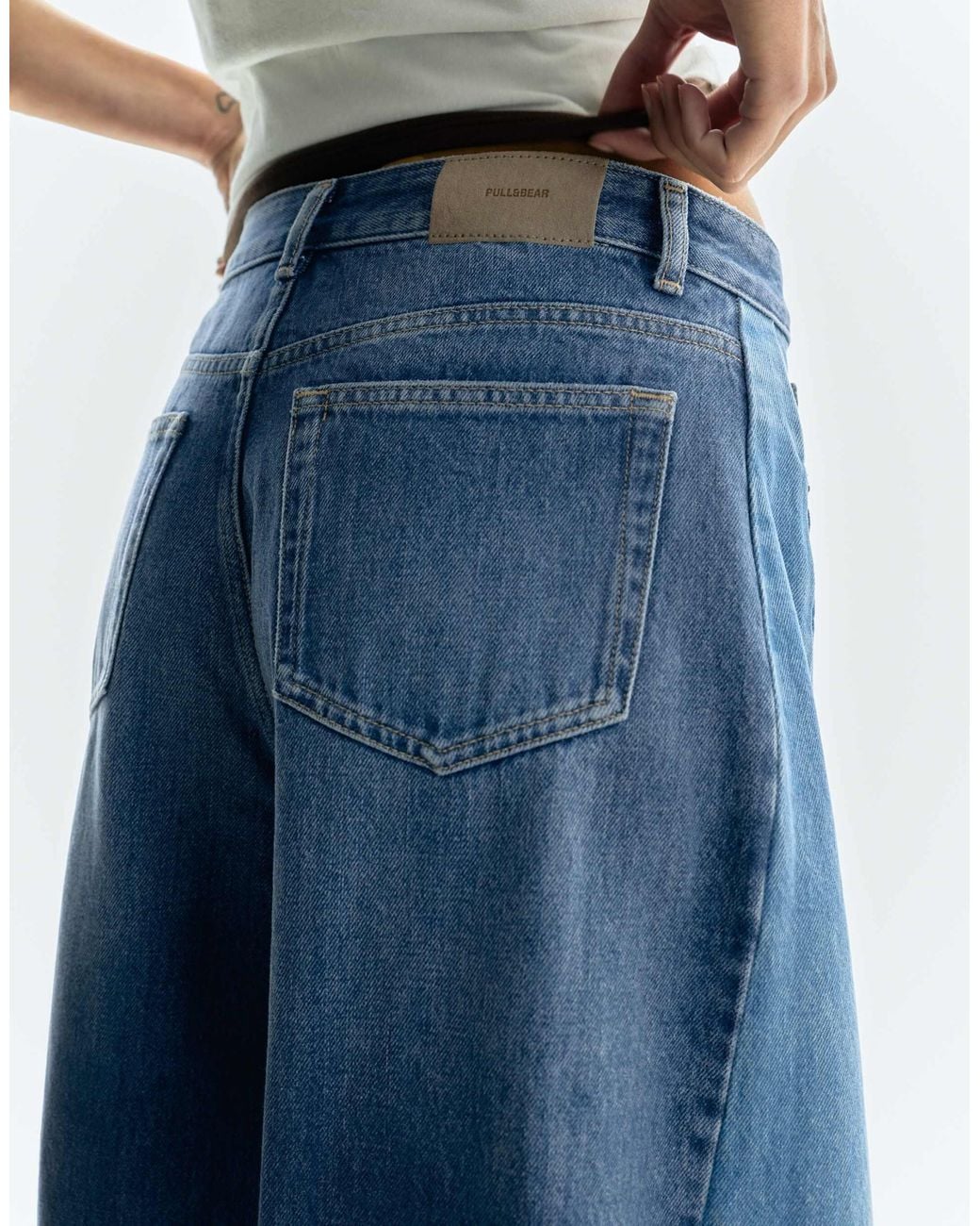 Jean barrel patchwork moyen Pull&Bear en coloris Blue