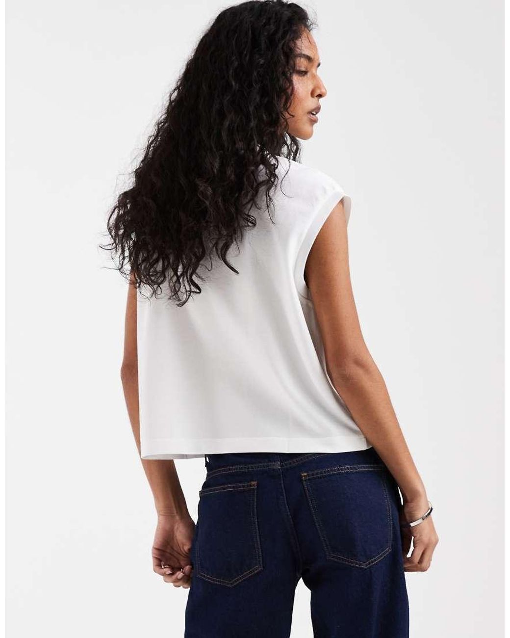 Fred Perry White Contrast Mesh Collar Sleeveless Polo Shirt