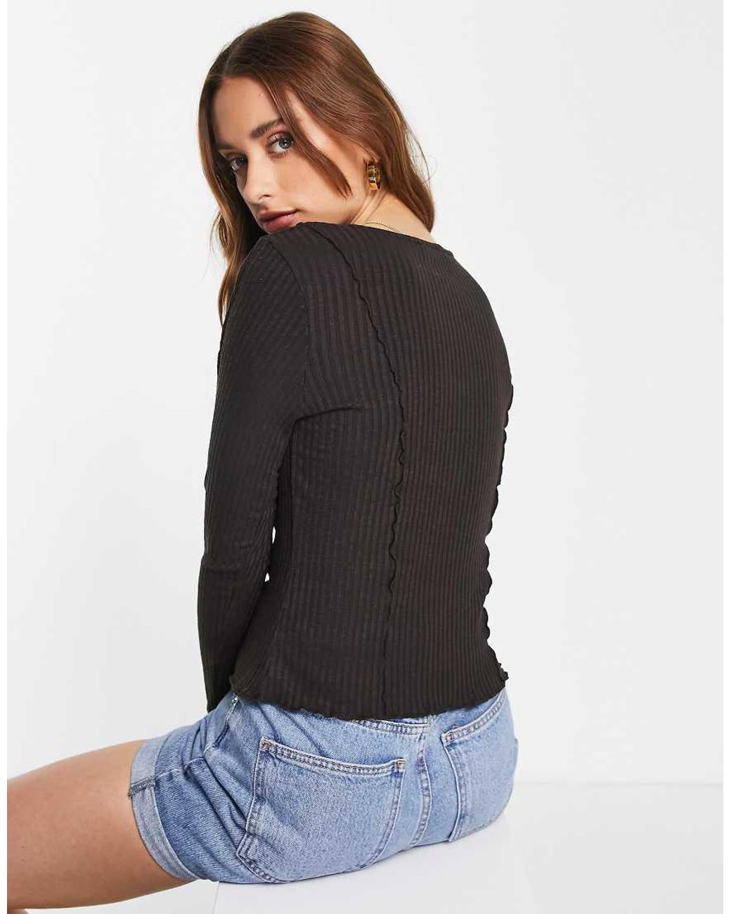 Mango Black Lettuce Edge Button Front Top