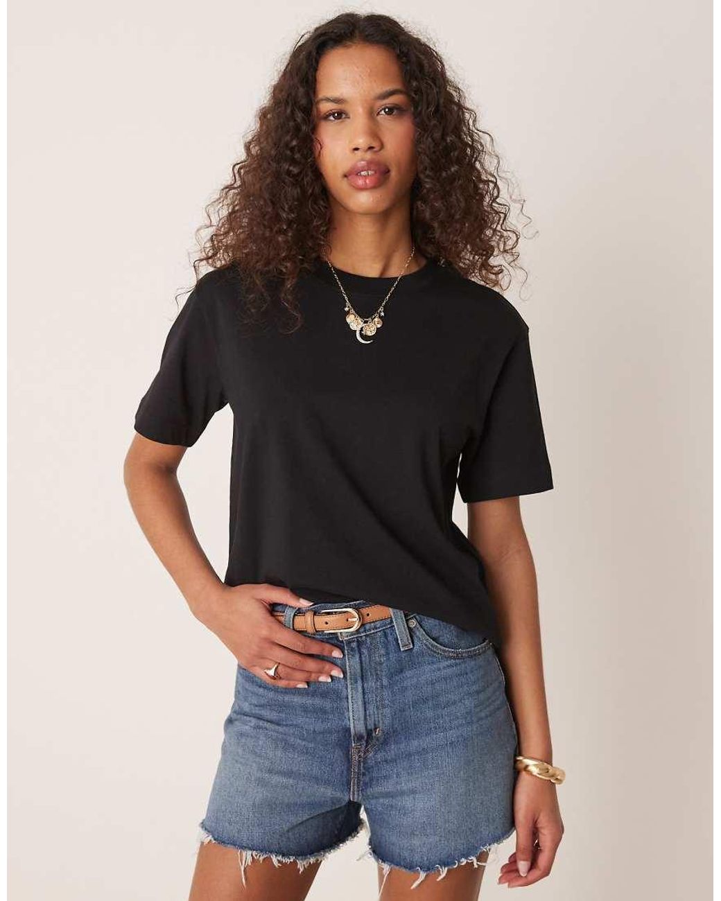 Gina Tricot Recht T-Shirt Met Korte Mouwen in het Black