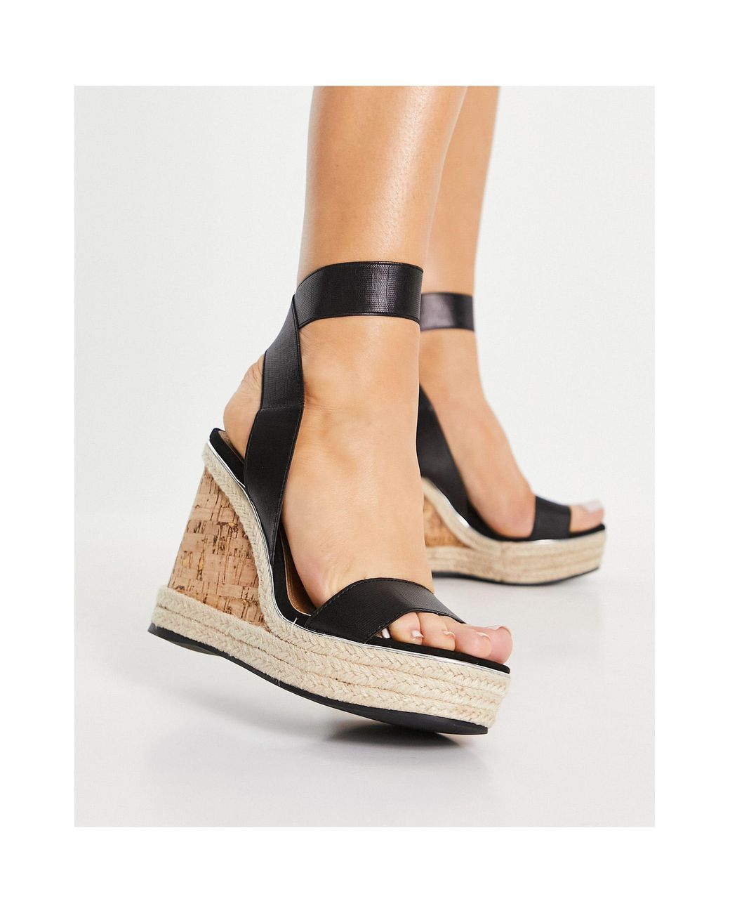 UGG Sandaal kurk sleehak Zwart | Contessa Modeschoenen