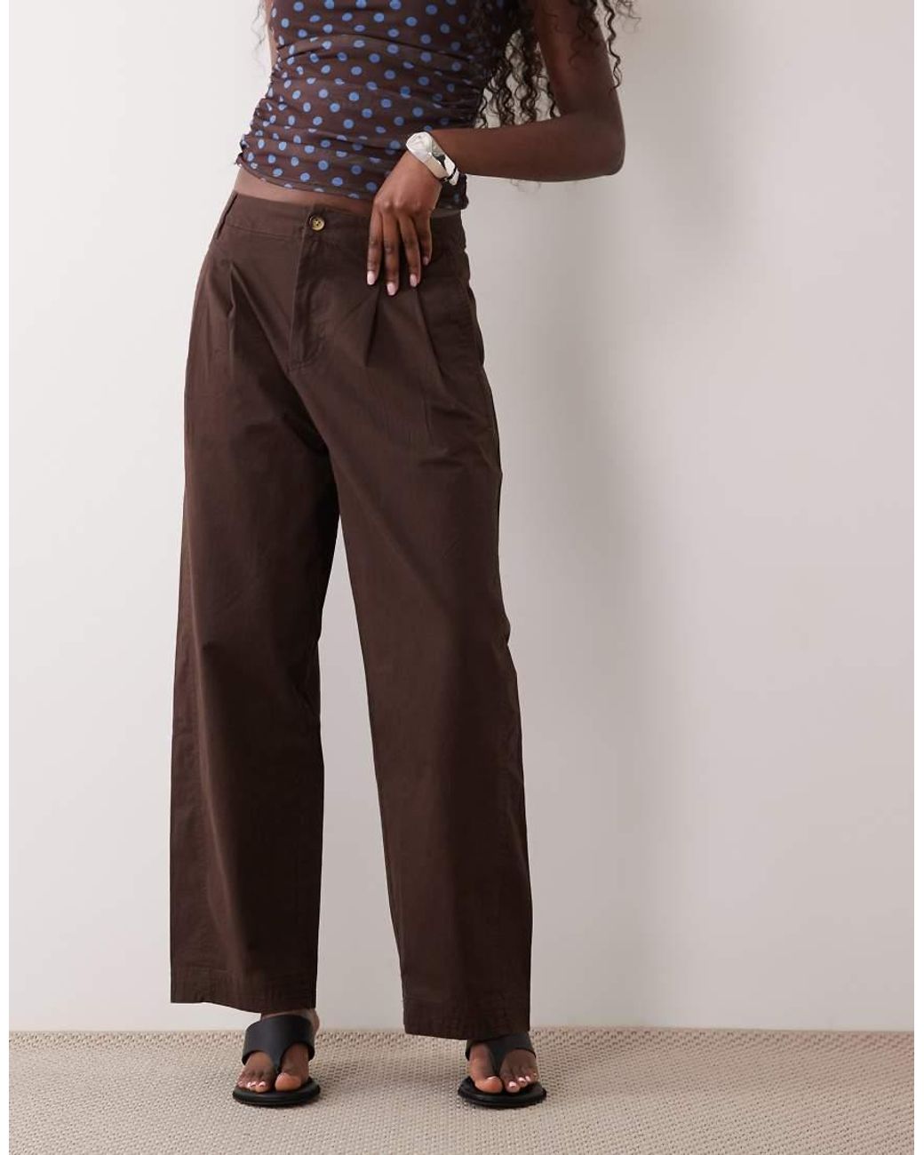 Nobody's Child Brown Artie Cotton Twill Pleat Barrel Leg Cropped Trousers