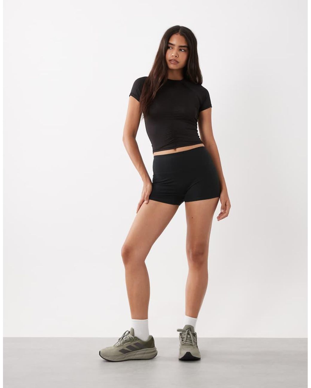 4505 Black Lightweight Active Ruched Front Short Sleeve Running Top