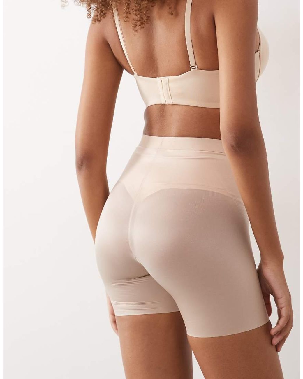 Spanx Natural Shape Invisible Contouring Girl Short