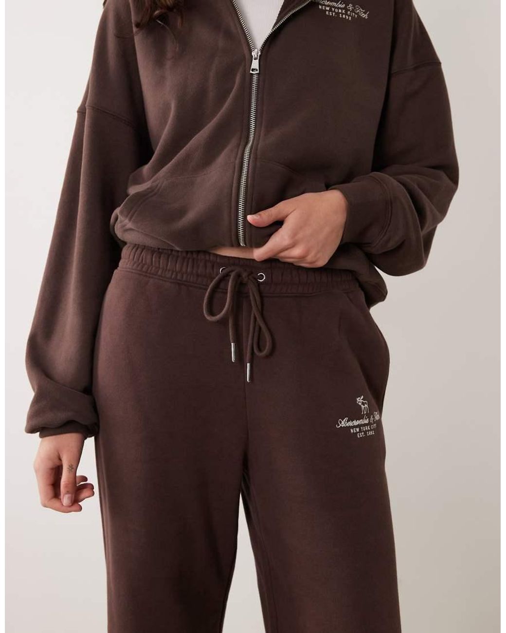 Abercrombie & Fitch Brown High Rise Wide Leg jogger Co-ord