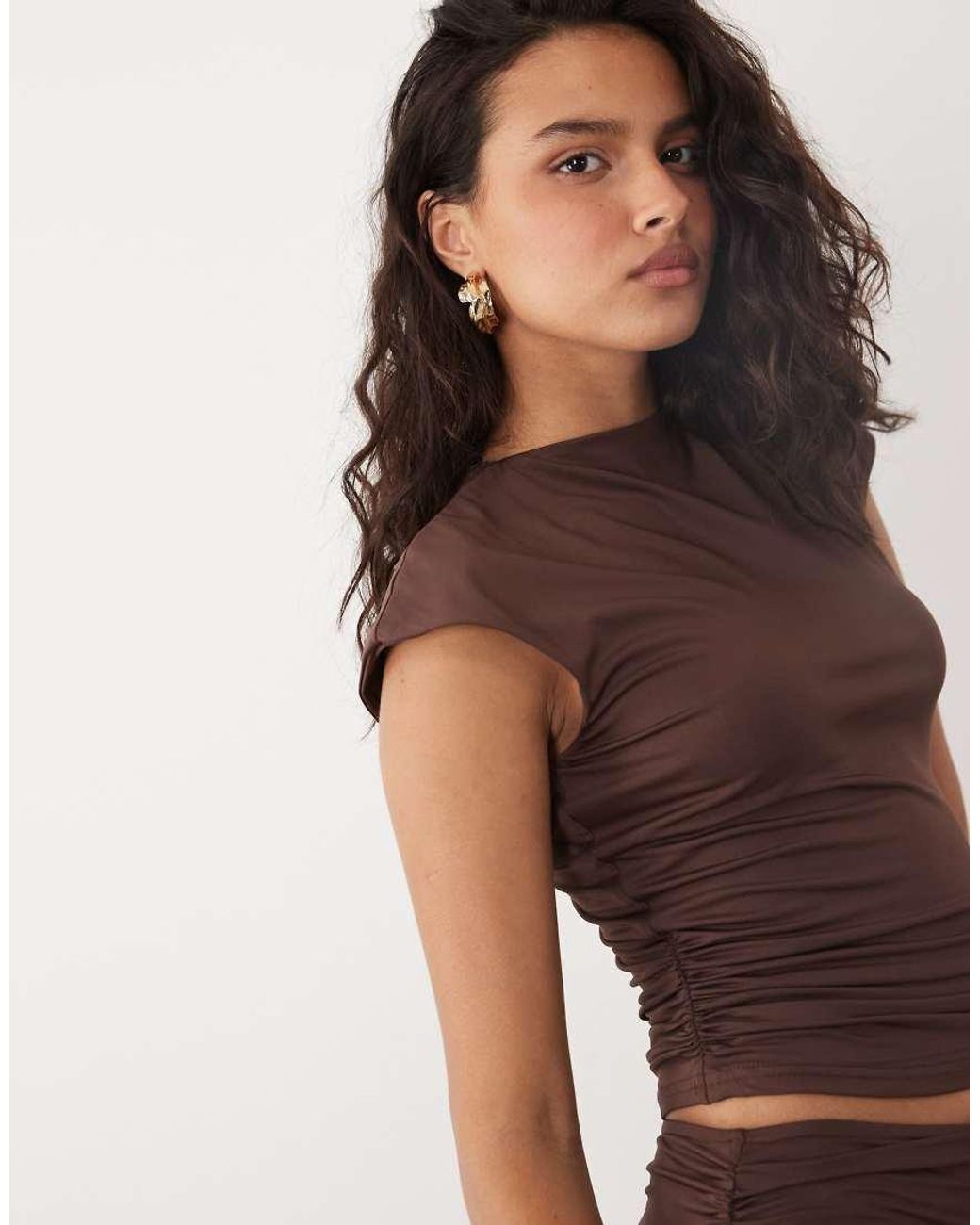 SNDY'S Brown Cap Sleeve Ruched Sides Tank Top