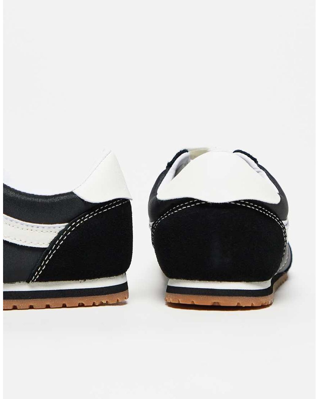 Super Lowpro Terrace di Vans in Black