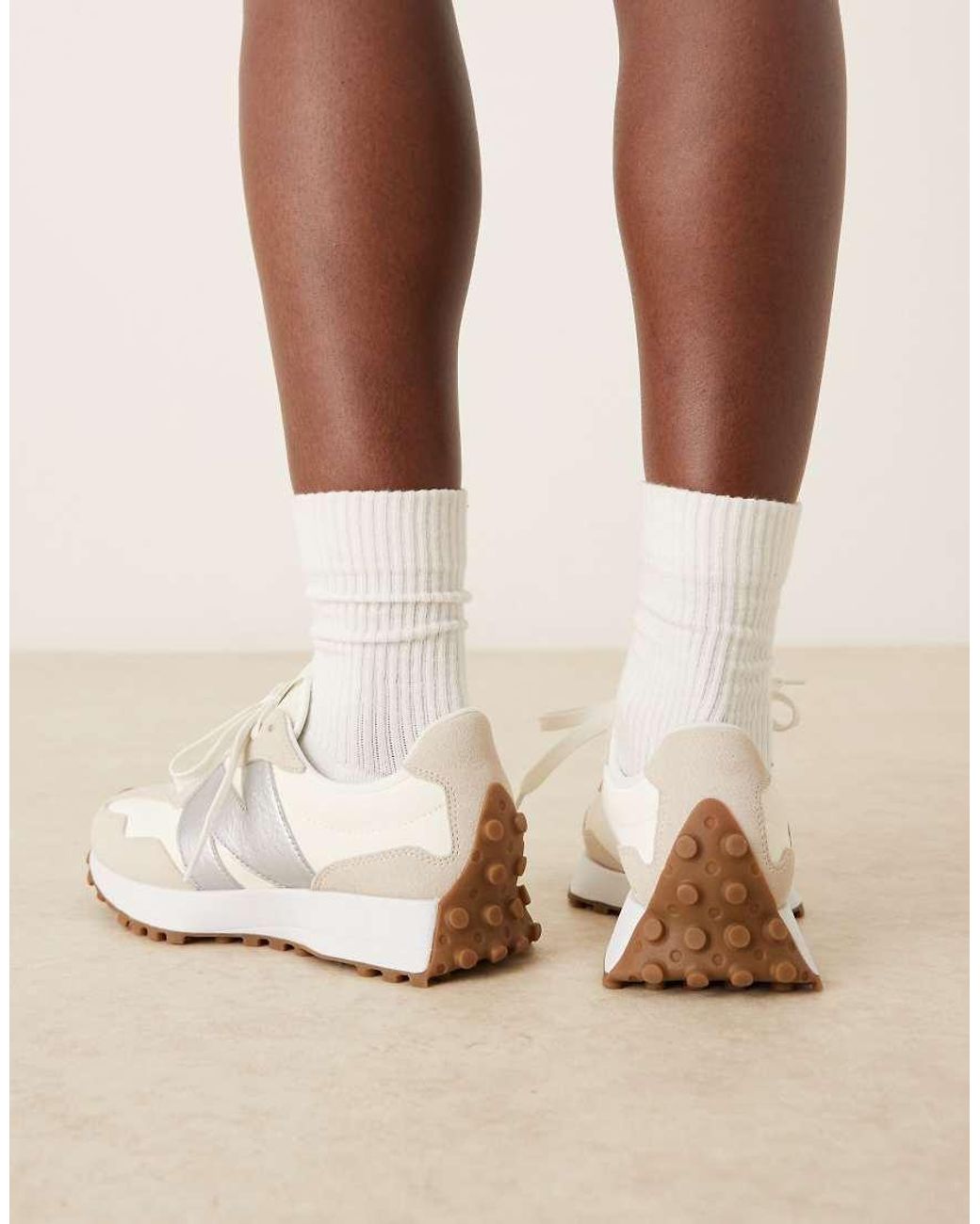 New Balance Natural 327 Trainers