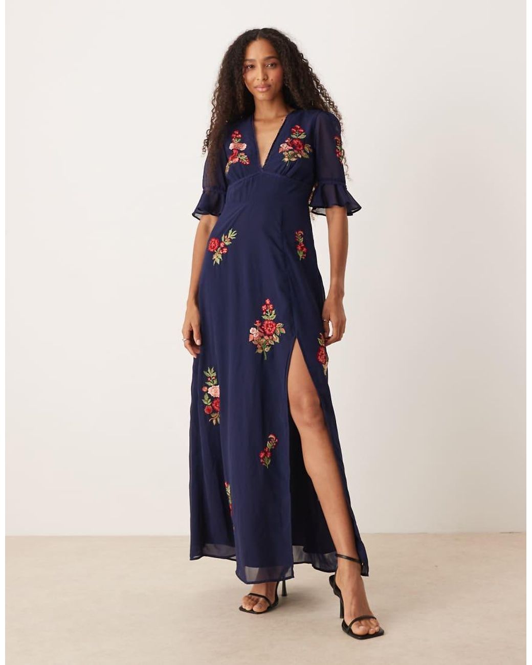 Hope & Ivy Blue Embroidered V-Neck Maxi Dress With Open Back