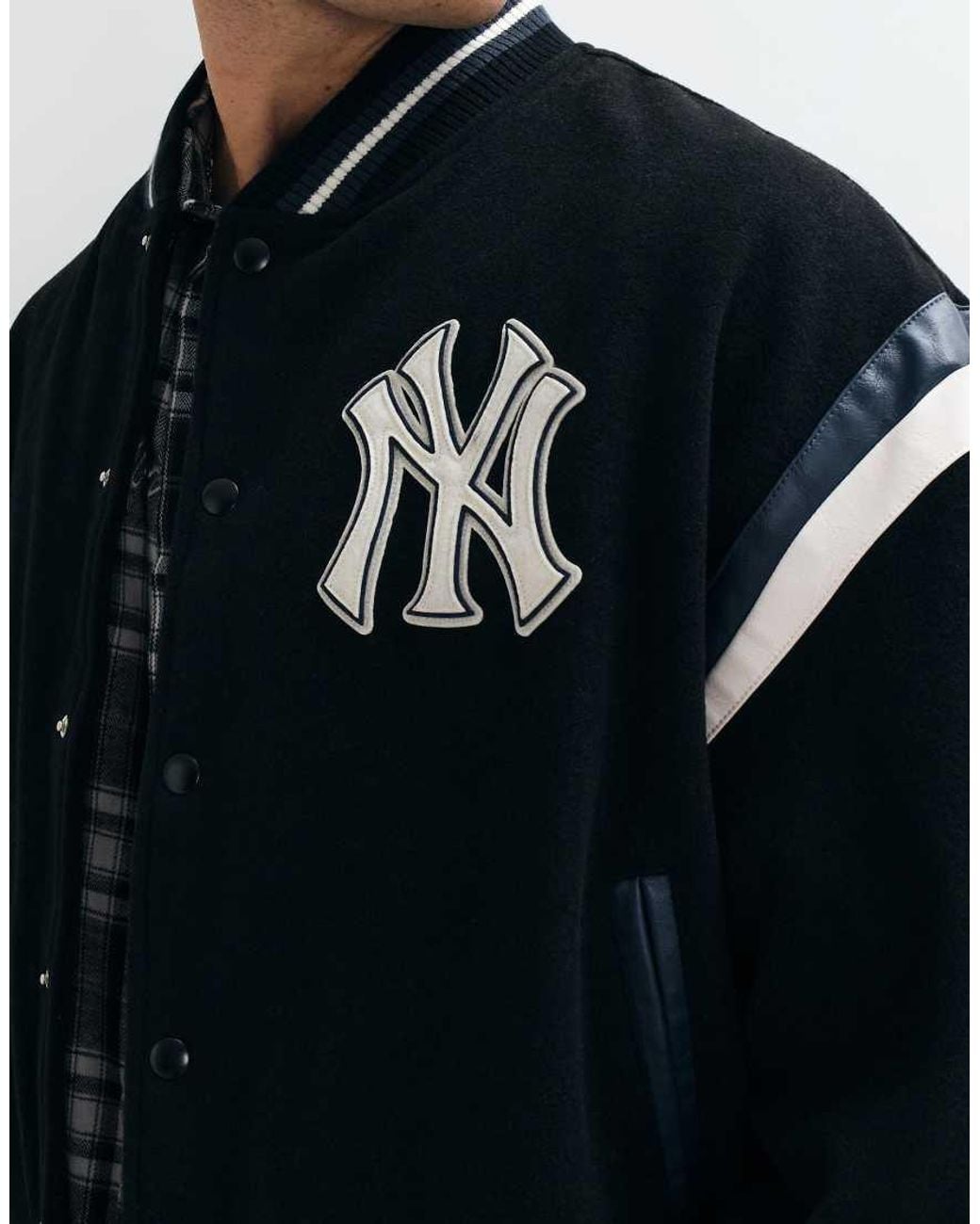 KTZ Gray Ny Yankees Logo Mlb Logo Wool Mix Varsity Jacket for men