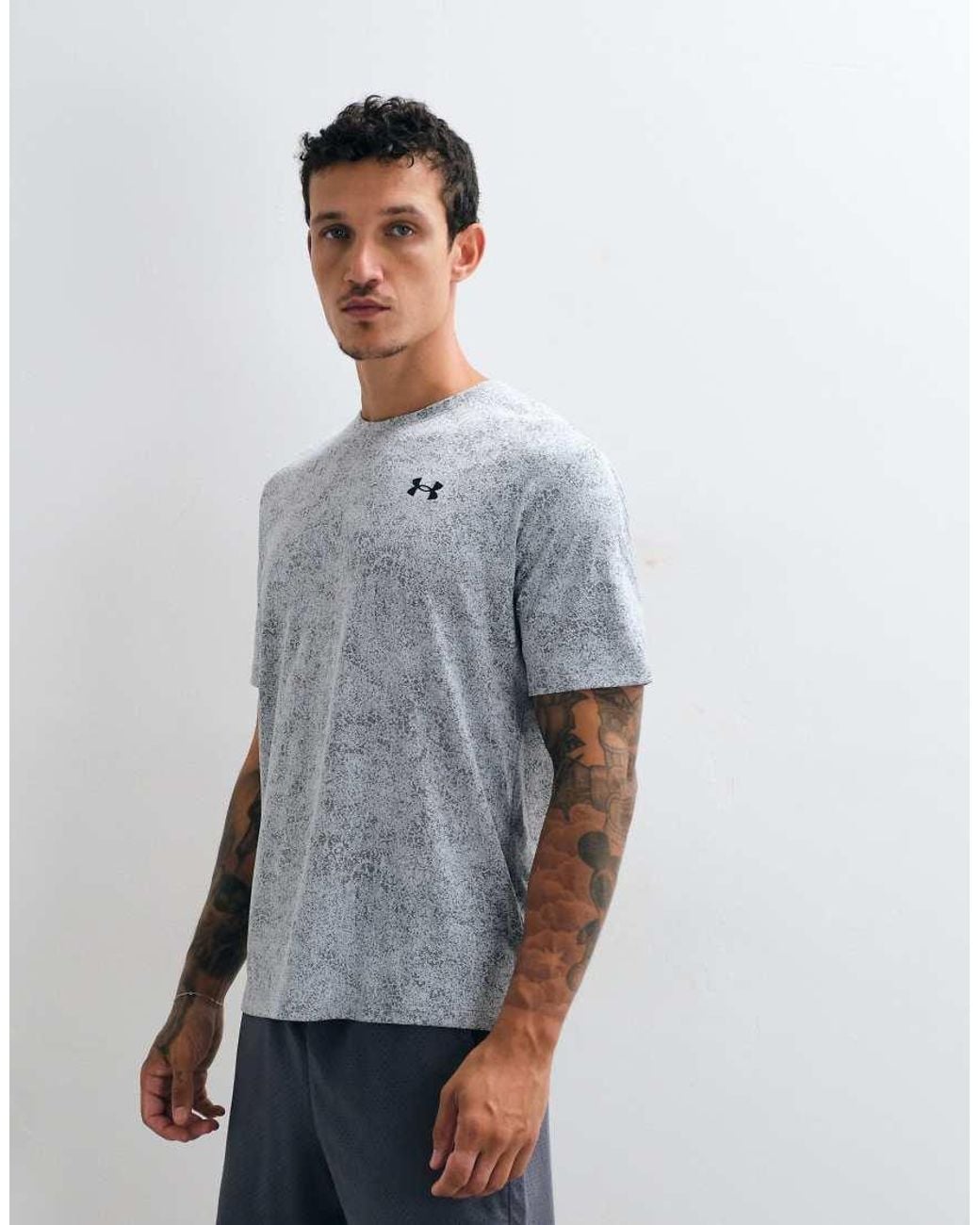 Under Armour Gray Tech Pixelate Short Sleeve T-shirt for men