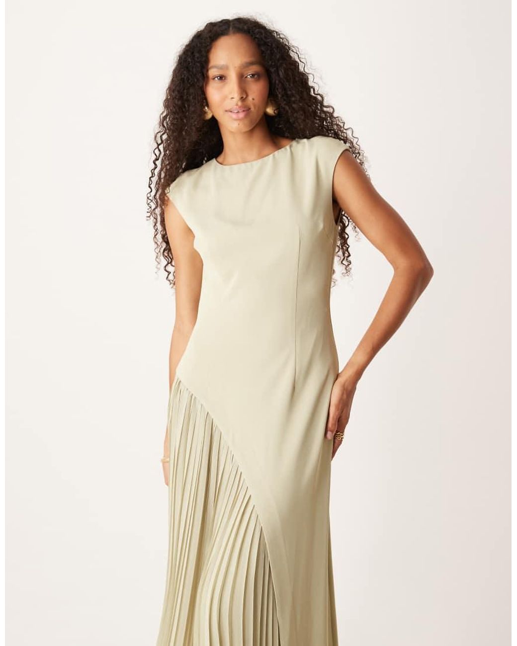Six Stories Natural Cap Sleeve Pleated Maxi Dress