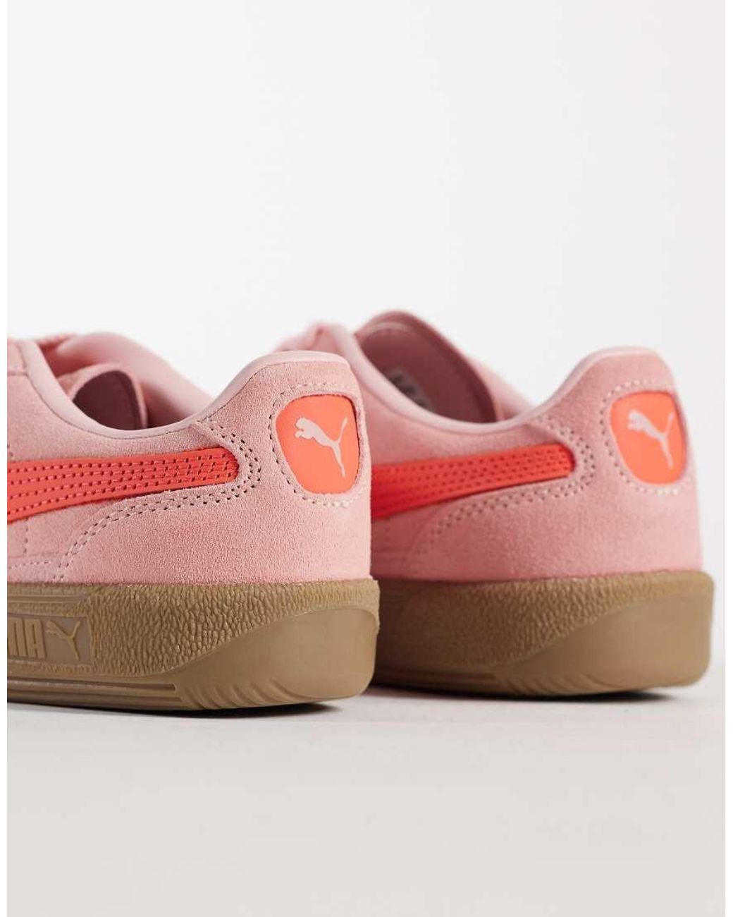 PUMA Palermo in het Pink