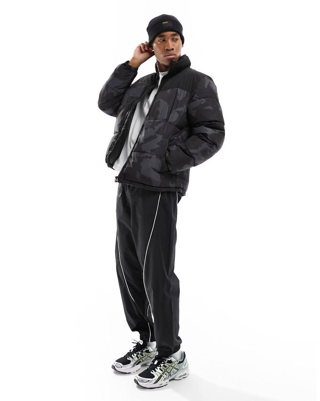 Only & Sons Black Boxy Oversized Puffer for men
