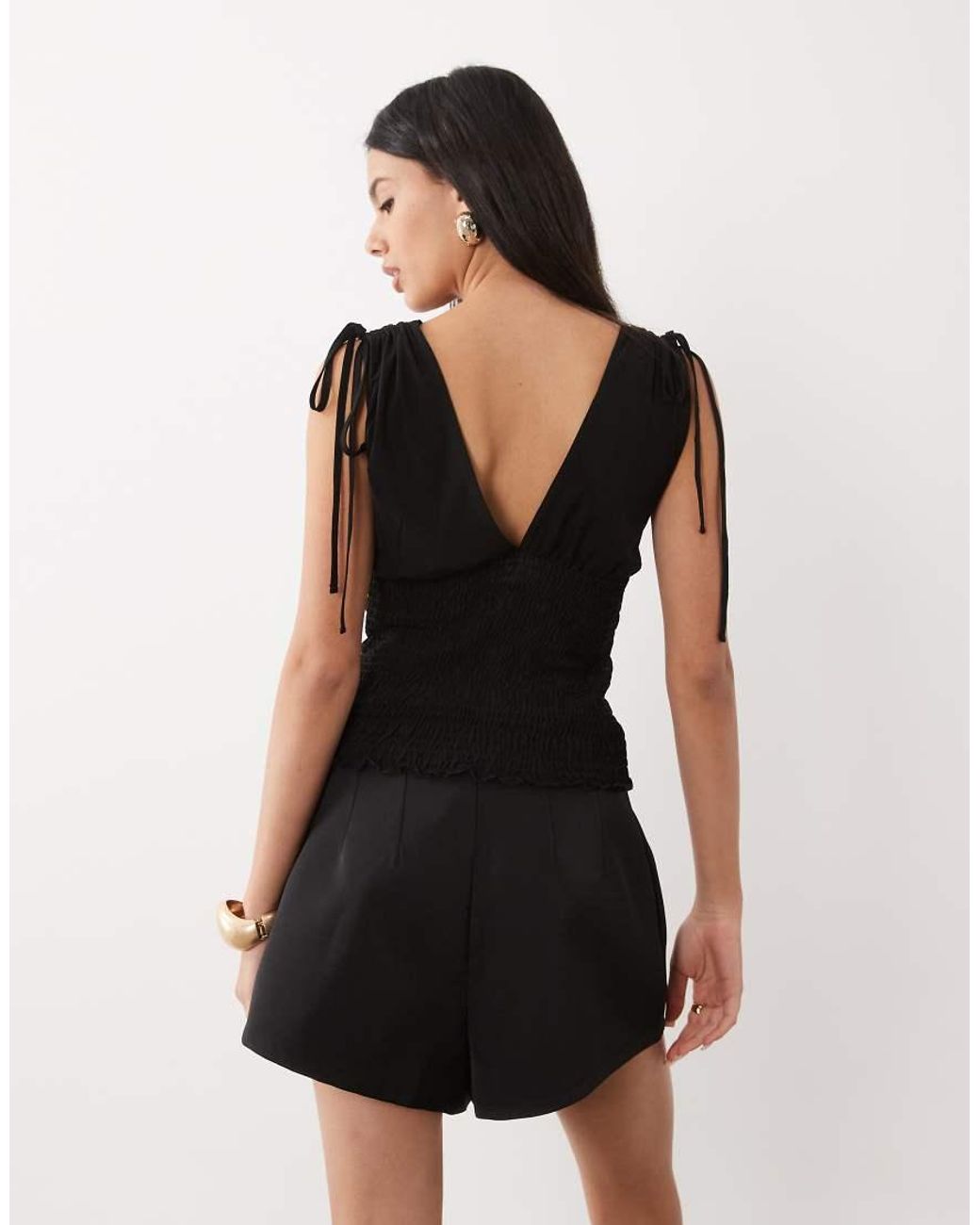 Top di ASOS in Black