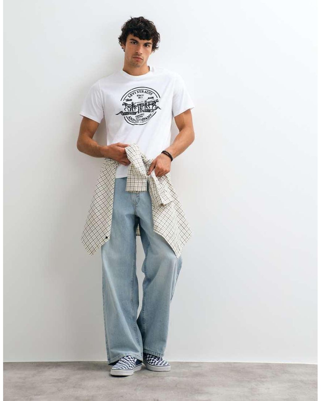 Levi's White Graphic Print T-Shirt I for men