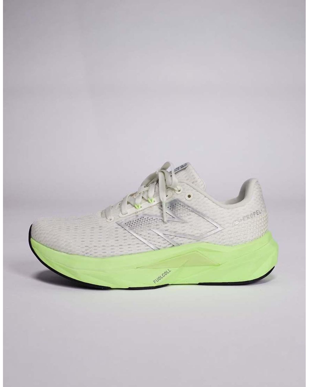 New Balance Green Fuelcell Propel Running Trainers
