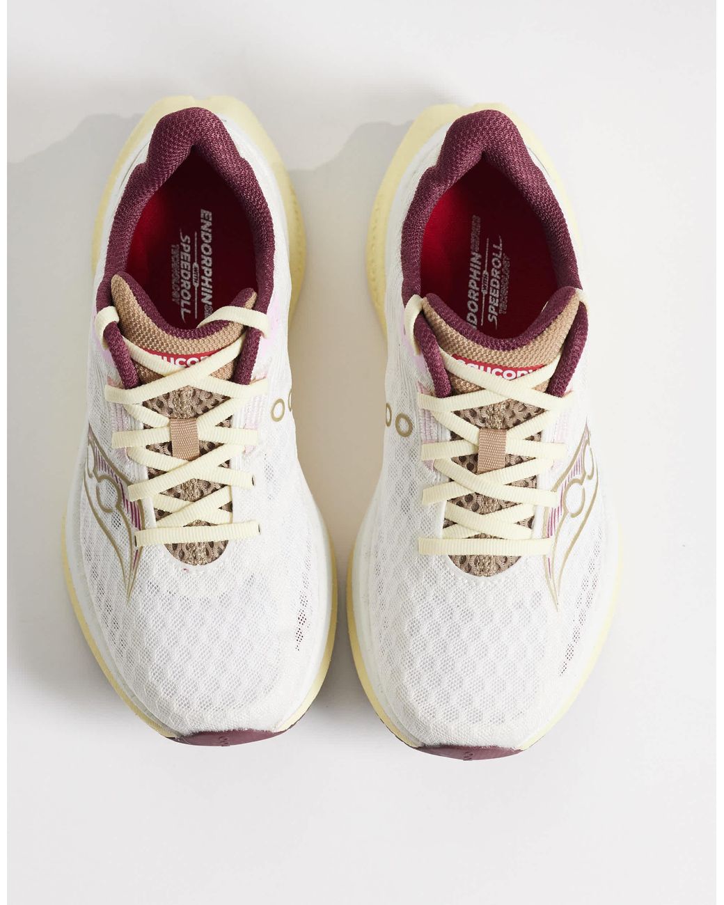 Saucony White Endorphin 5 sneaker