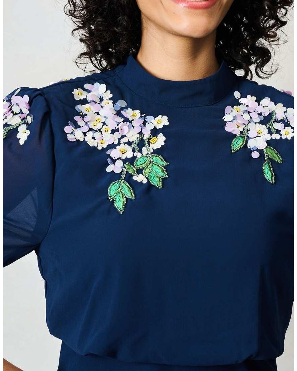 Hope & Ivy Blue The Aria Embellished Midi Pencil Dress With Bow Detail
