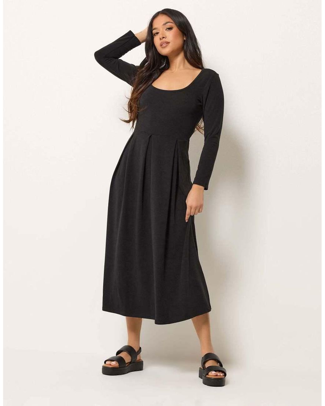 PixieGirl Black Petite Scoop Neck Midi Dress