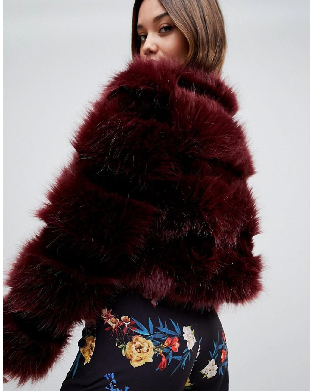 PrettyLittleThing Cropped Faux Fur Bubble Coat in Red | Lyst UK