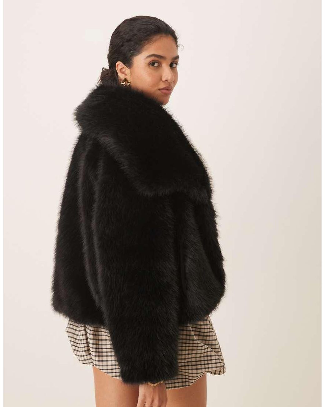 Pretty Lavish Black exaggerated Collar Faux Fur Coat