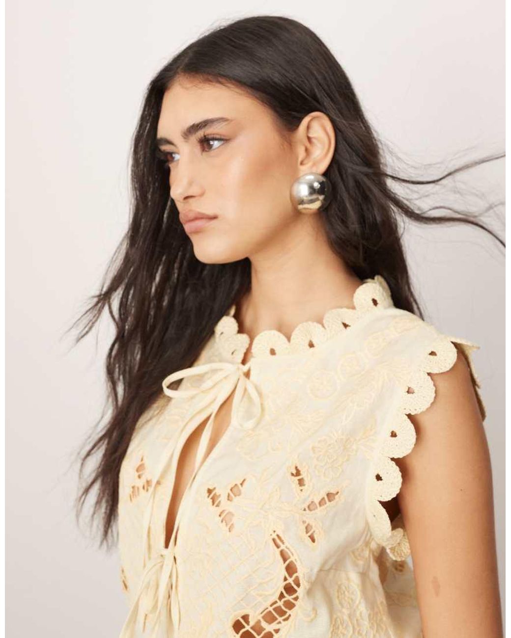 ARRANGE Natural Cotton Embroidered Cutwork Tie Front Top Co-ord