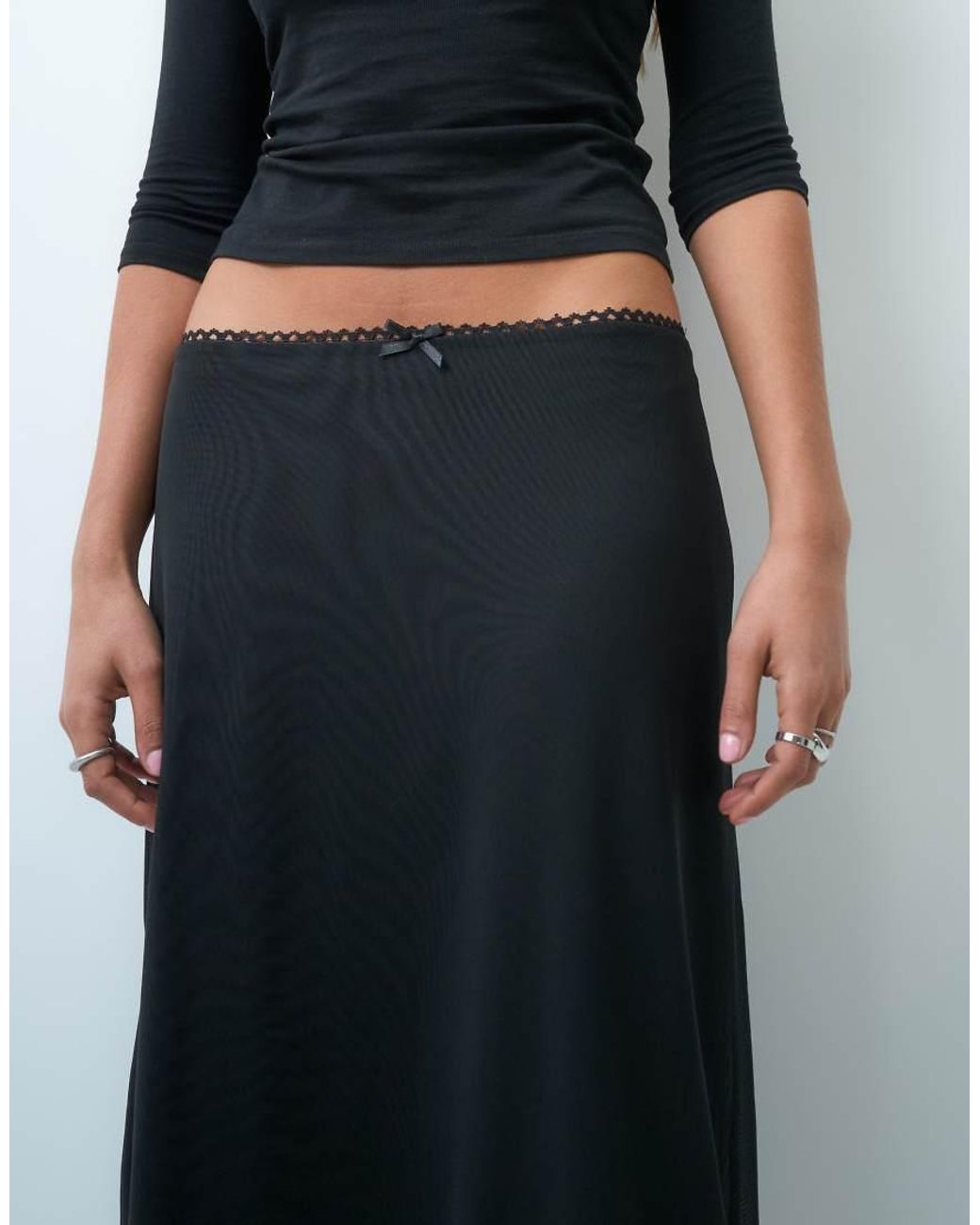 Noisy May Black Low Waist Midi Skirt