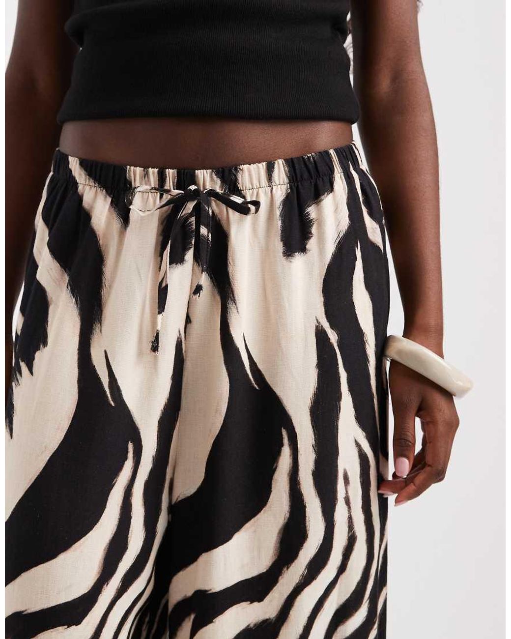 ASOS White Pull On Trouser With Frill Hem