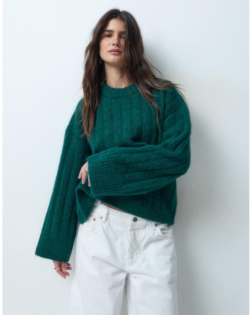 Pull en maille côtelée coupe décontractée à col rond ASOS en coloris Green